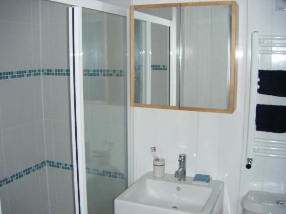 interiors, picture 8 of 18