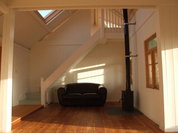 interiors, picture 16 of 18